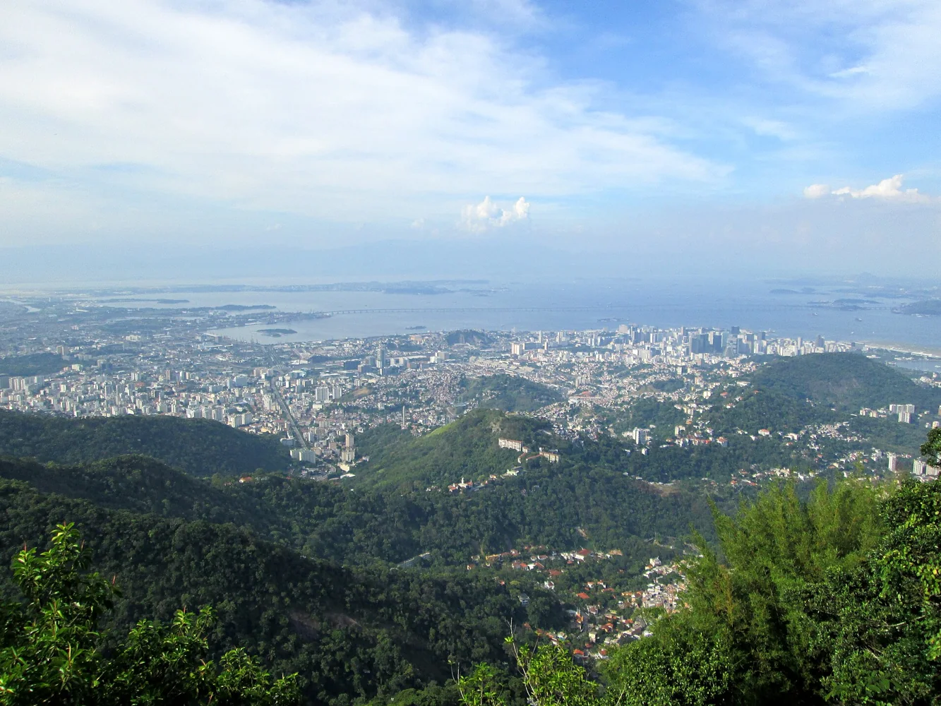 Vista aérea do Rio de Janeiro (RJ), com Benfica, São Cristóvão e Caju, em janeiro de 2013. Foto de arquivo; não representa as condições previstas para outubro de 2026.